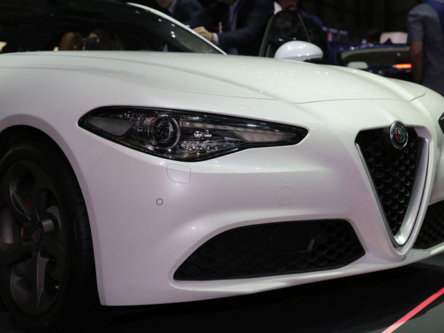 alfa romeo giulia pic #162022