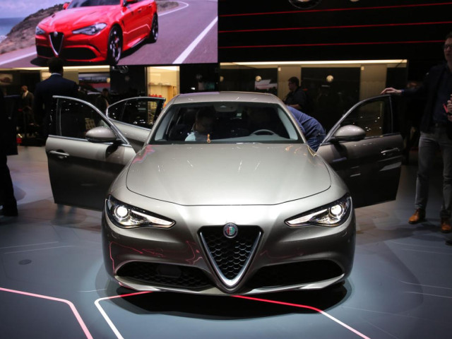 alfa romeo giulia pic #162024