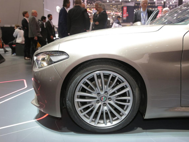 alfa romeo giulia pic #162025