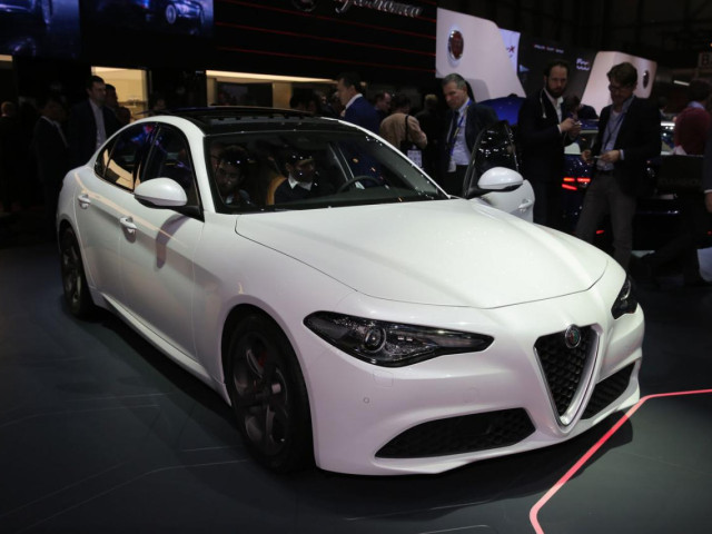 alfa romeo giulia pic #162026