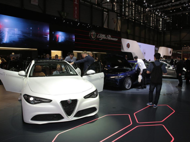 alfa romeo giulia pic #162040