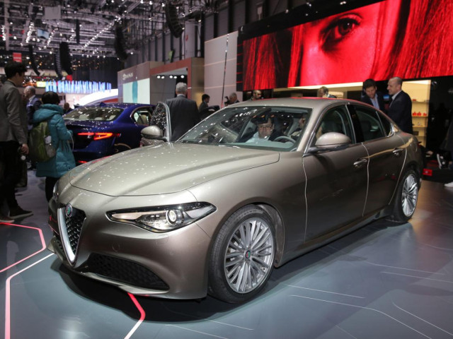 alfa romeo giulia pic #162043