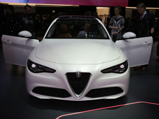 alfa romeo giulia pic #162046