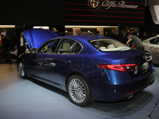 alfa romeo giulia pic #162053