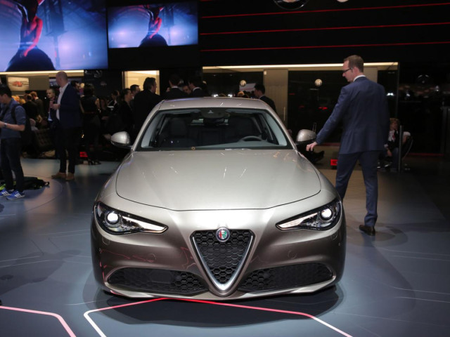 alfa romeo giulia pic #162207