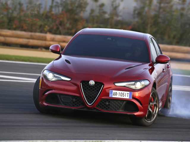 alfa romeo giulia quadrifoglio pic #164684