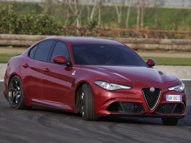 alfa romeo giulia quadrifoglio pic #164688