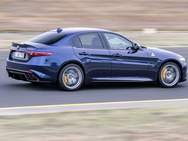 alfa romeo giulia pic #174149