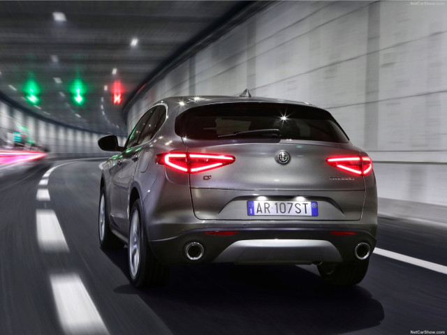 alfa romeo stelvio pic #174711