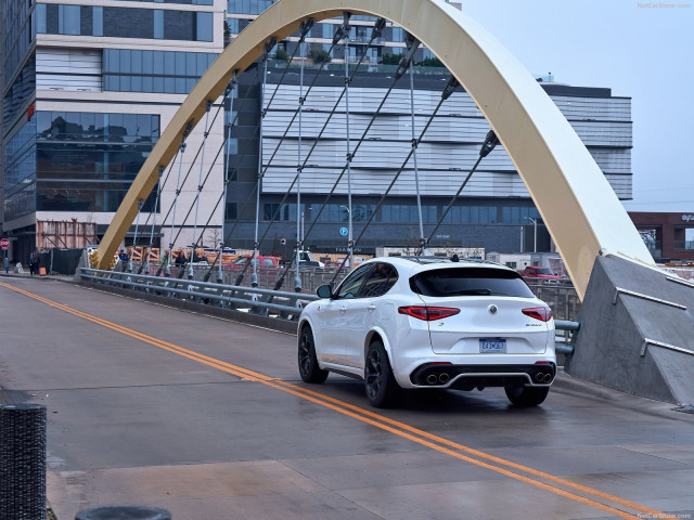 alfa romeo stelvio pic #188060