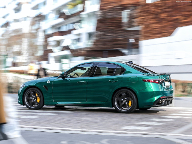 alfa romeo giulia quadrifoglio pic #197377