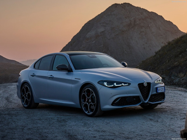 alfa romeo giulia pic #202855