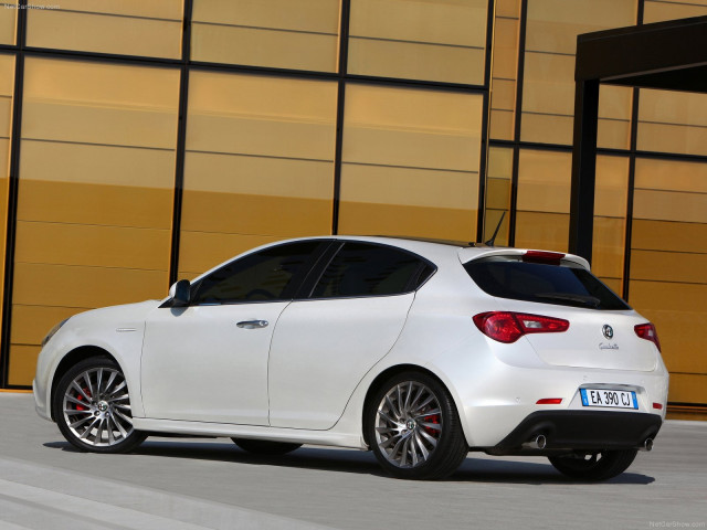 alfa romeo giulietta pic #73222