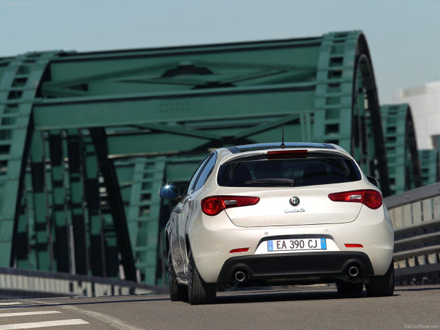 alfa romeo giulietta pic #73227