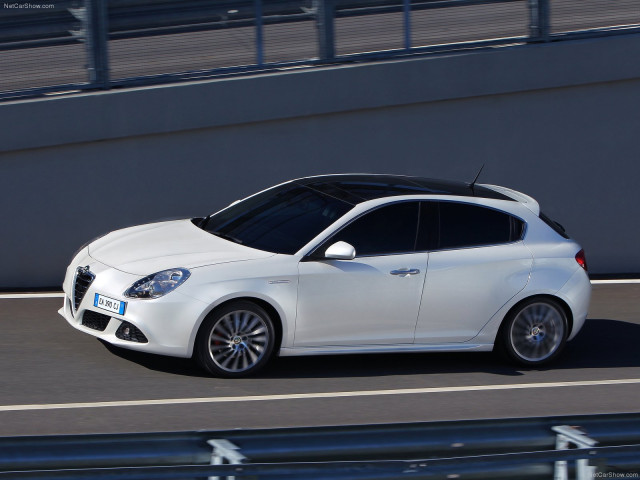 alfa romeo giulietta pic #73232