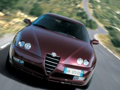 Alfa Romeo GTV pic