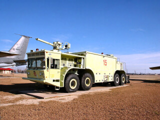 Oshkosh P-15