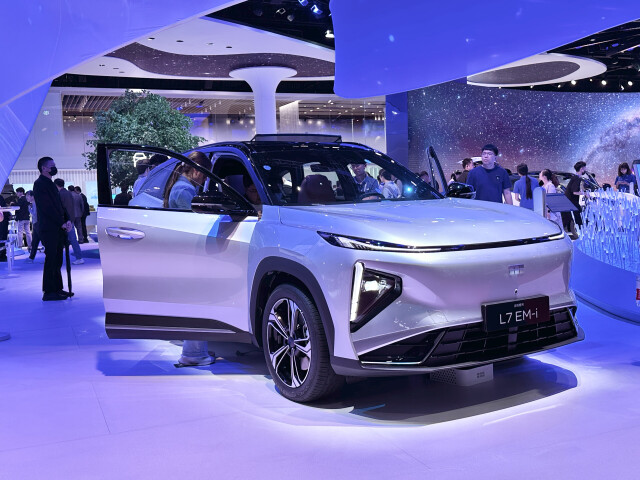 geely galaxy l7 pic #209222