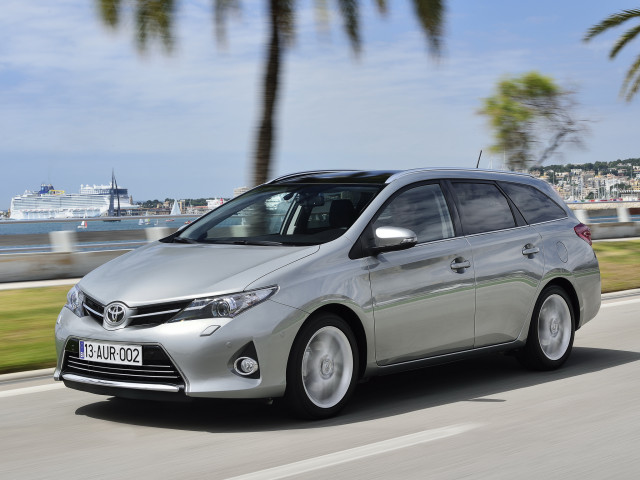 toyota auris pic #101280