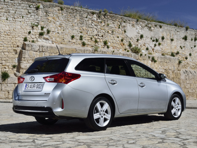 toyota auris pic #101289