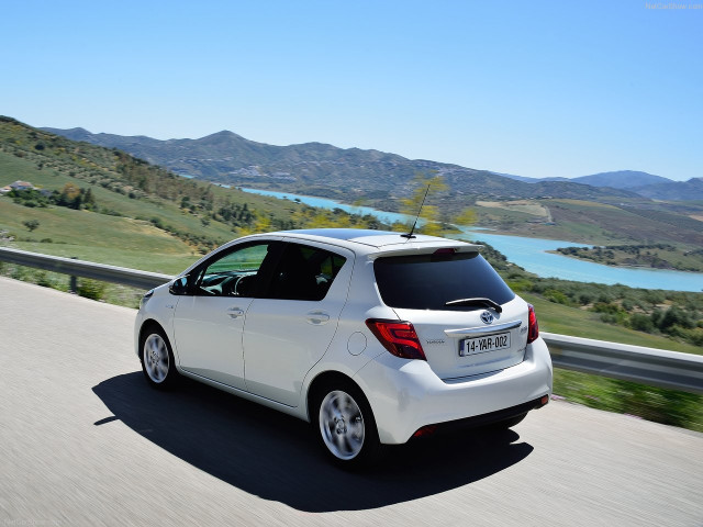 toyota yaris pic #141437