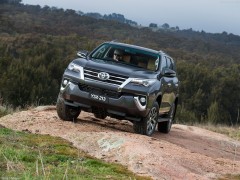 toyota fortuner pic #146545