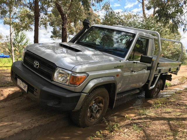 toyota land cruiser 70 pic #170880