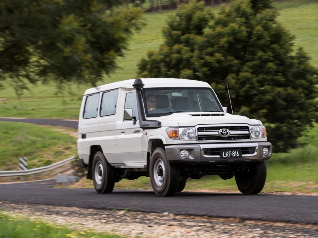 toyota land cruiser 70 pic #170889