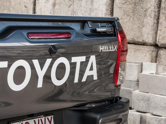 toyota hilux pic #171101