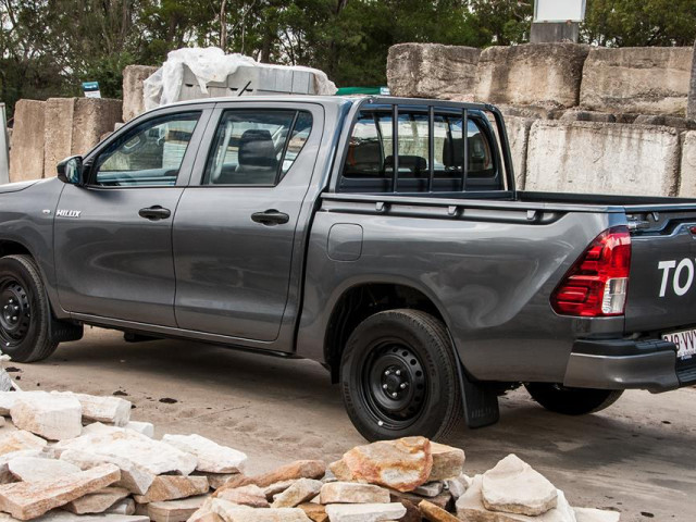 toyota hilux pic #171103