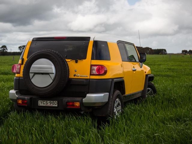 toyota fj cruiser pic #171777