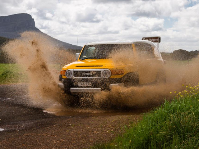 toyota fj cruiser pic #171779