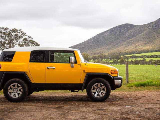 toyota fj cruiser pic #171780