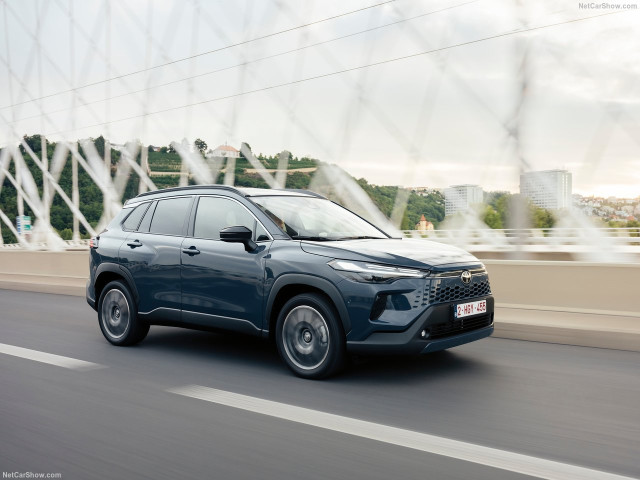 toyota corolla cross pic #207506