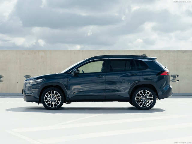 toyota corolla cross pic #207508