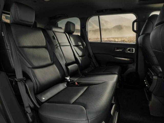 Toyota Land Cruiser 300 Series (J300) photo 209753