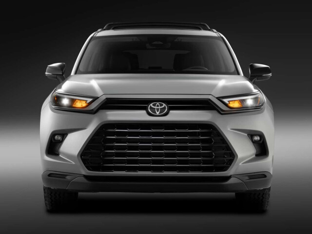 Toyota Grand Highlander I (AS10) photo 210944