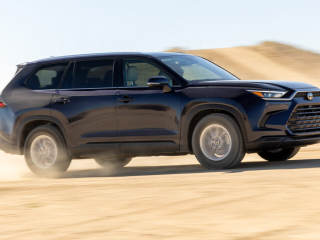 Toyota Grand Highlander I (AS10) photo 210996