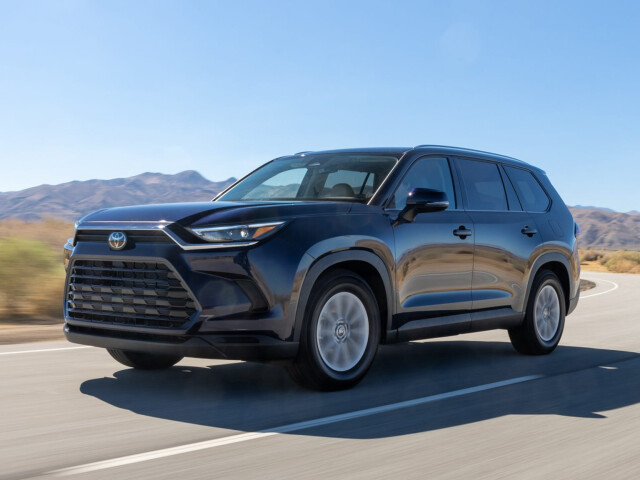 Toyota Grand Highlander I (AS10) photo 211001