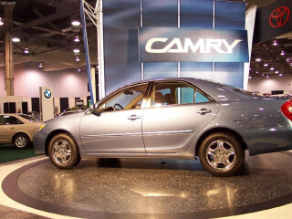 Toyota Camry VIII (XV30)