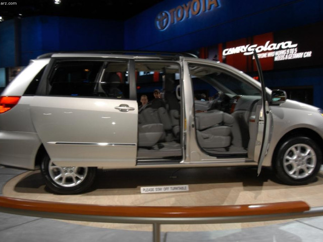 toyota sienna pic #28202