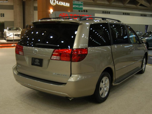 toyota sienna pic #28215