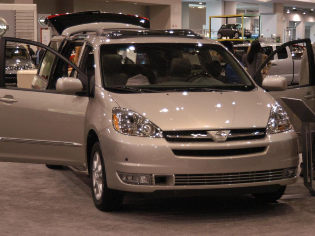 toyota sienna pic #28217