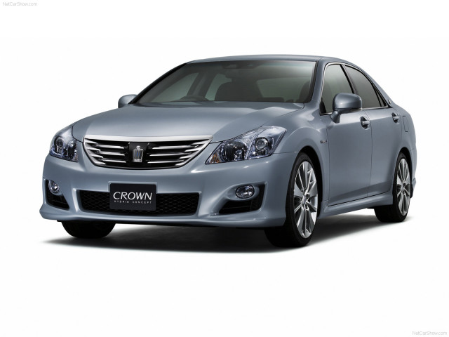 toyota crown hybrid pic #48305