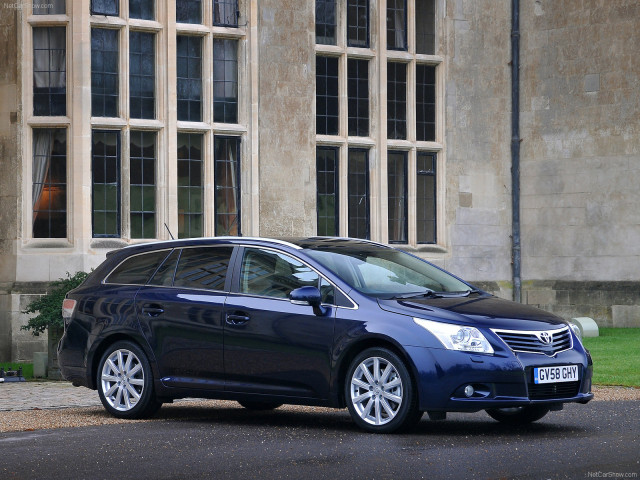 toyota avensis tourer pic #72221