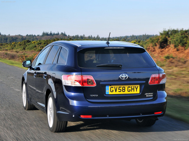 toyota avensis tourer pic #72229