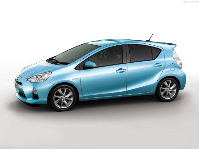 toyota prius c pic #86673