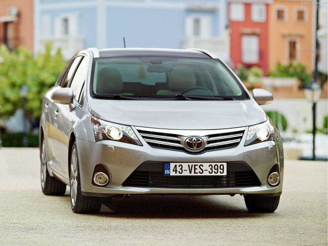 toyota avensis pic #87008