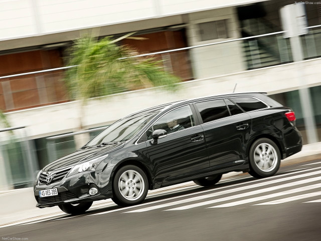 toyota avensis pic #87010