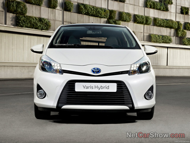 toyota yaris hybrid pic #92541